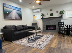 Private Apartment - 5th Ave Downtown Hideaway